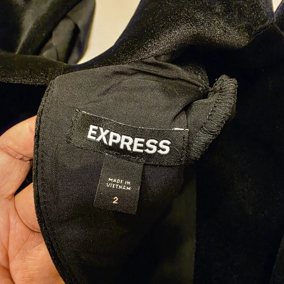 Express Velvet Open Back Blazer Romper | Sexy Formal Date Night 🖤✨Size 2. - Picture 4 of 10